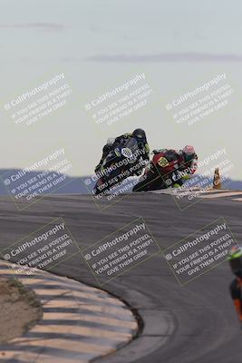 media/Sep-21-2025-Race Pace (Sun) [[98bf33ef95]]/Non Verified/1-Turns 9 and 10 (8am)/